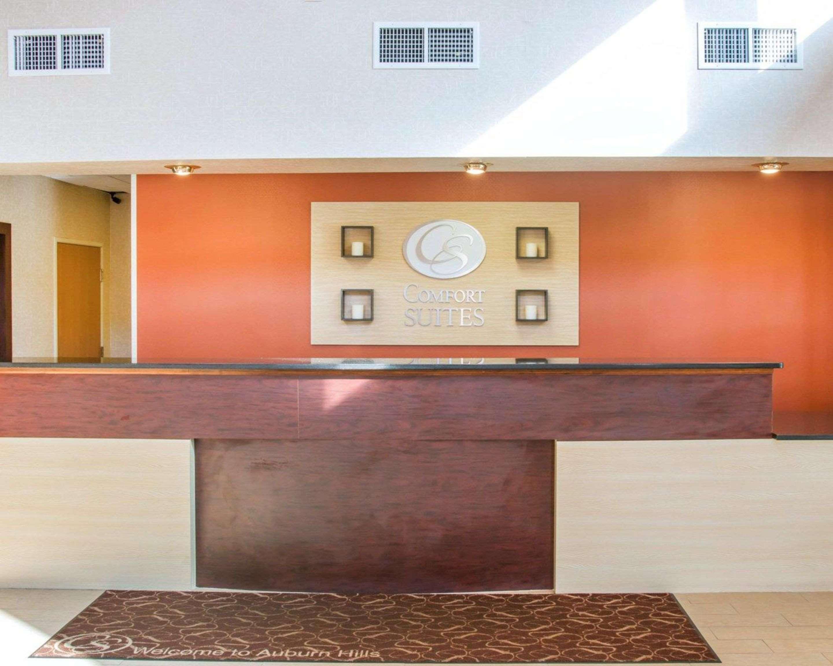 Comfort Suites Auburn Hills-Detroit Exterior photo