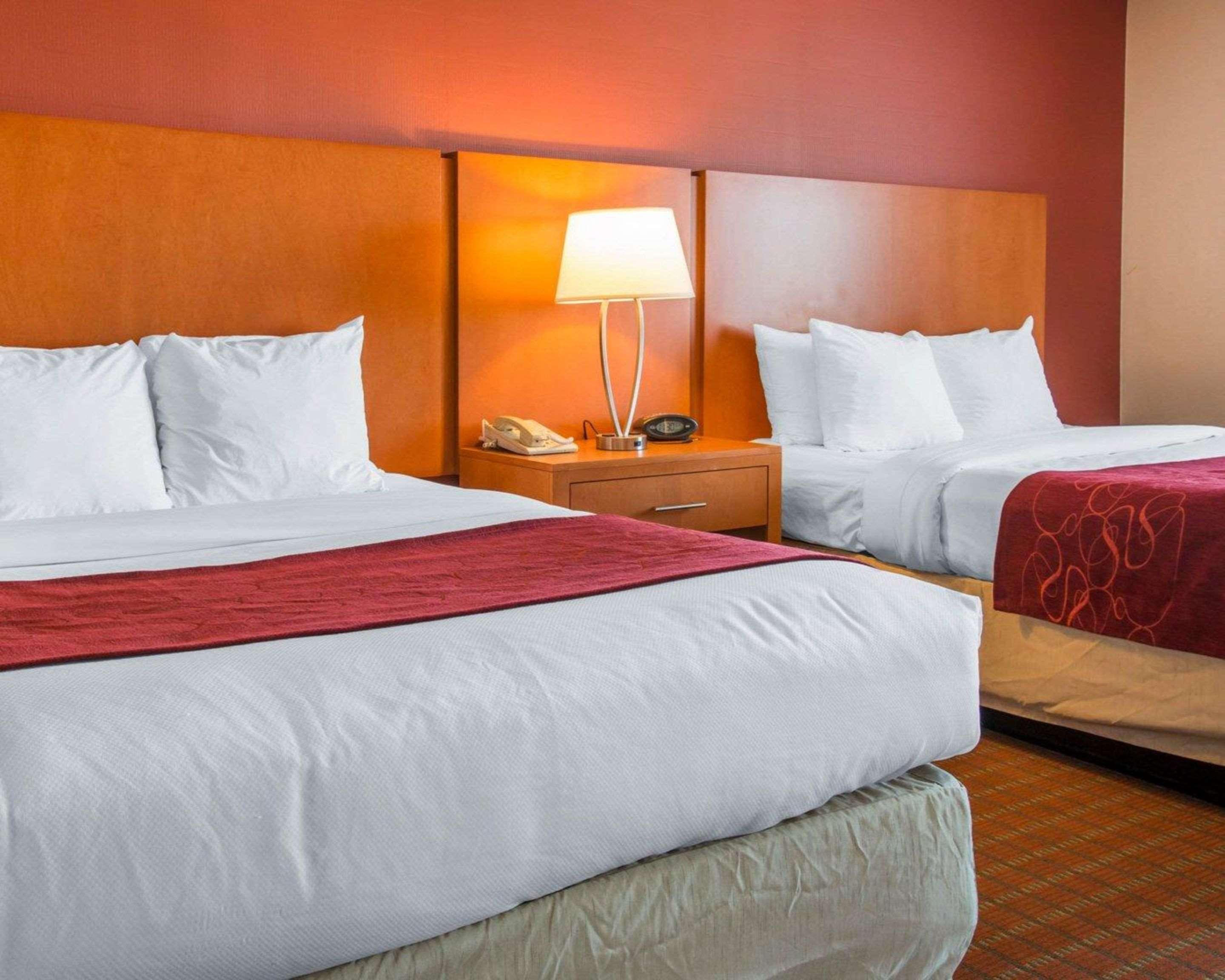 Comfort Suites Auburn Hills-Detroit Exterior photo