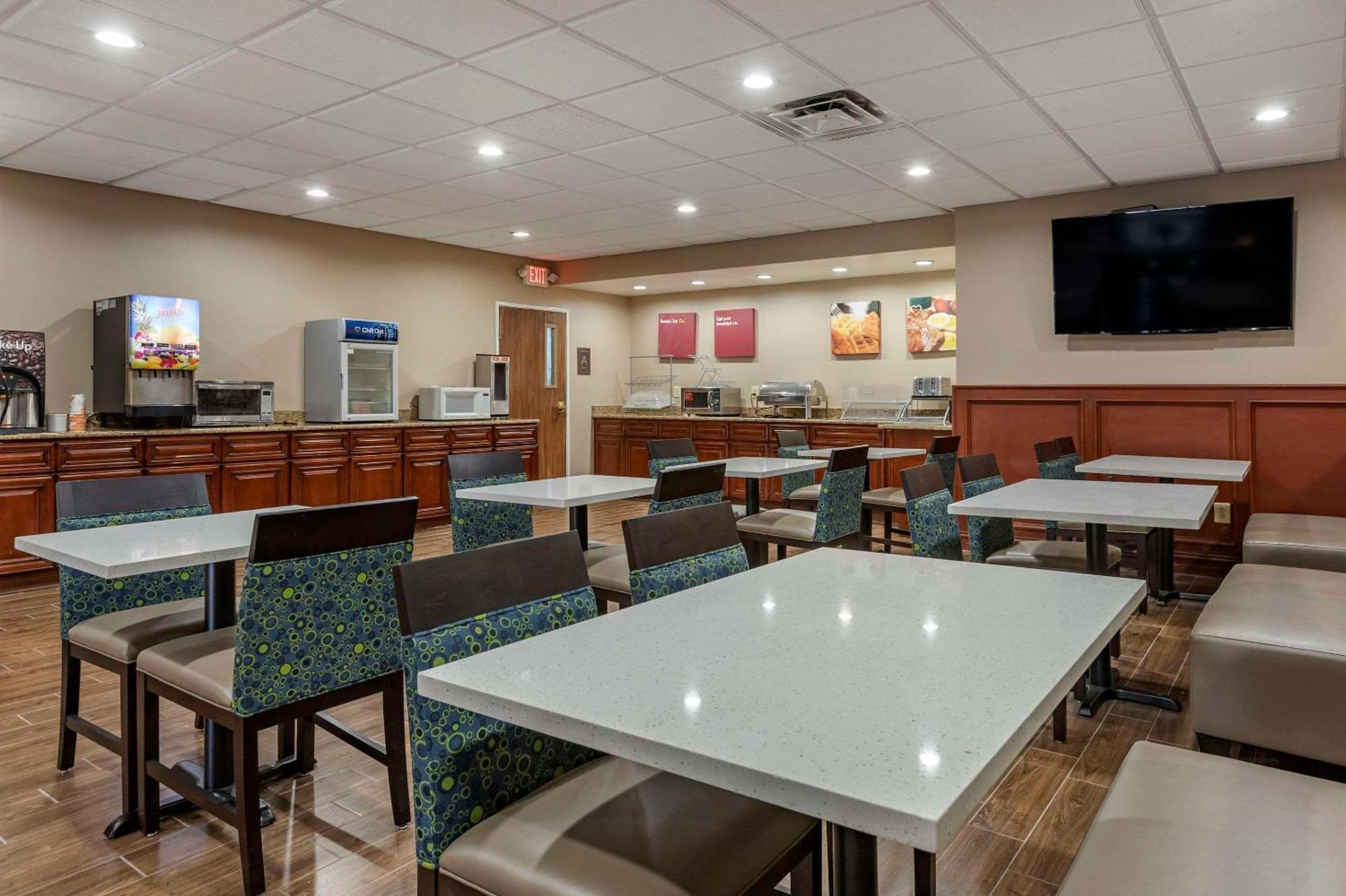 Comfort Suites Auburn Hills-Detroit Exterior photo